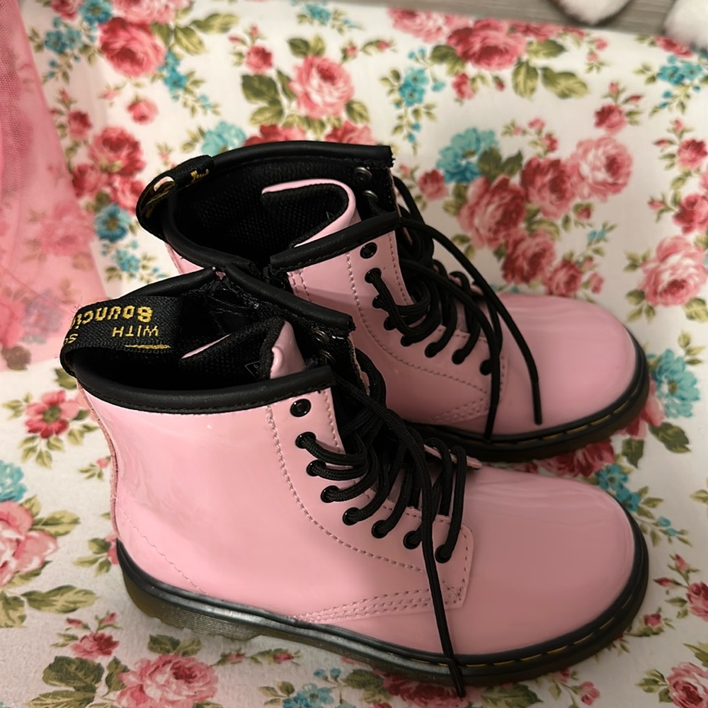 Y2K Toddler Dr. martin air wair boots Brooklee HOT PINK size 8